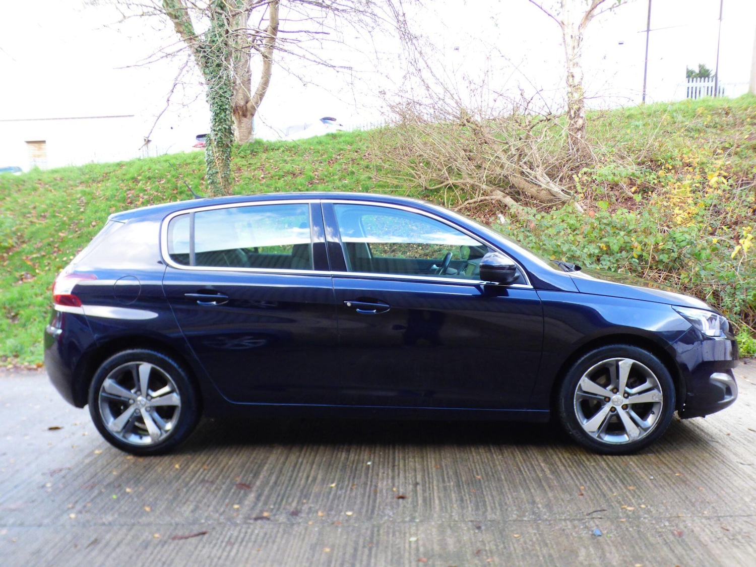 Used Peugeot 308 2016 for sale - 76577418: Photo 26