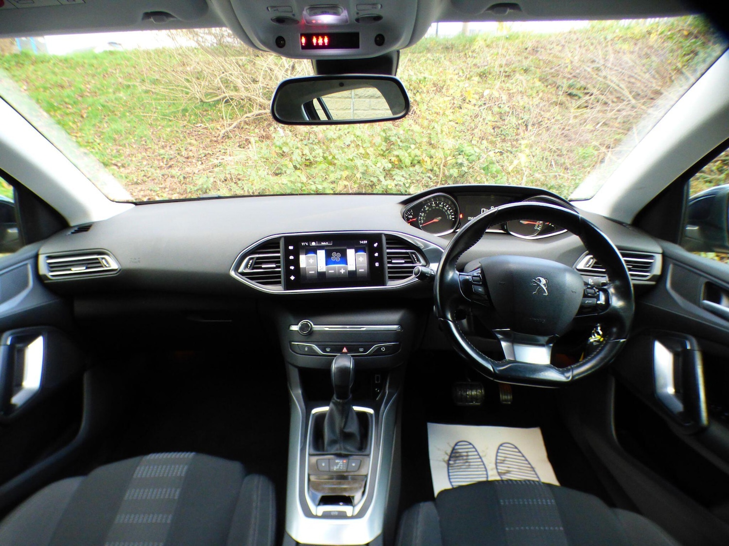 Used Peugeot 308 2016 for sale - 76577418: Photo 28