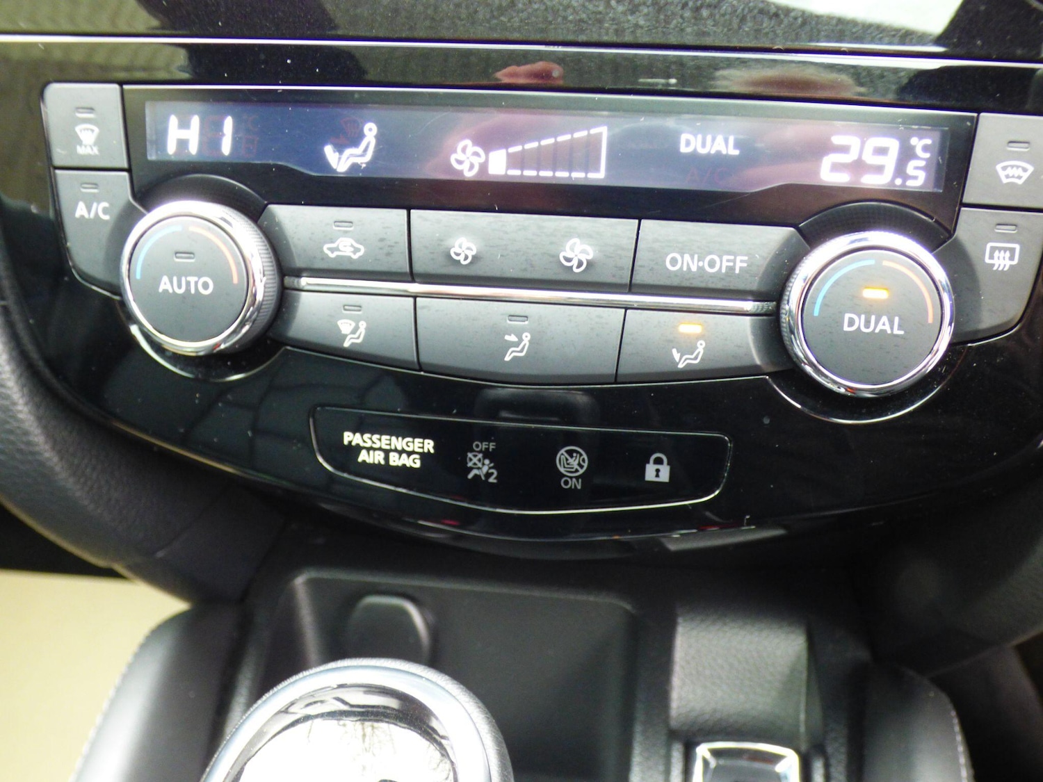 Used Nissan Qashqai 2019 for sale - 77698488: Photo 32