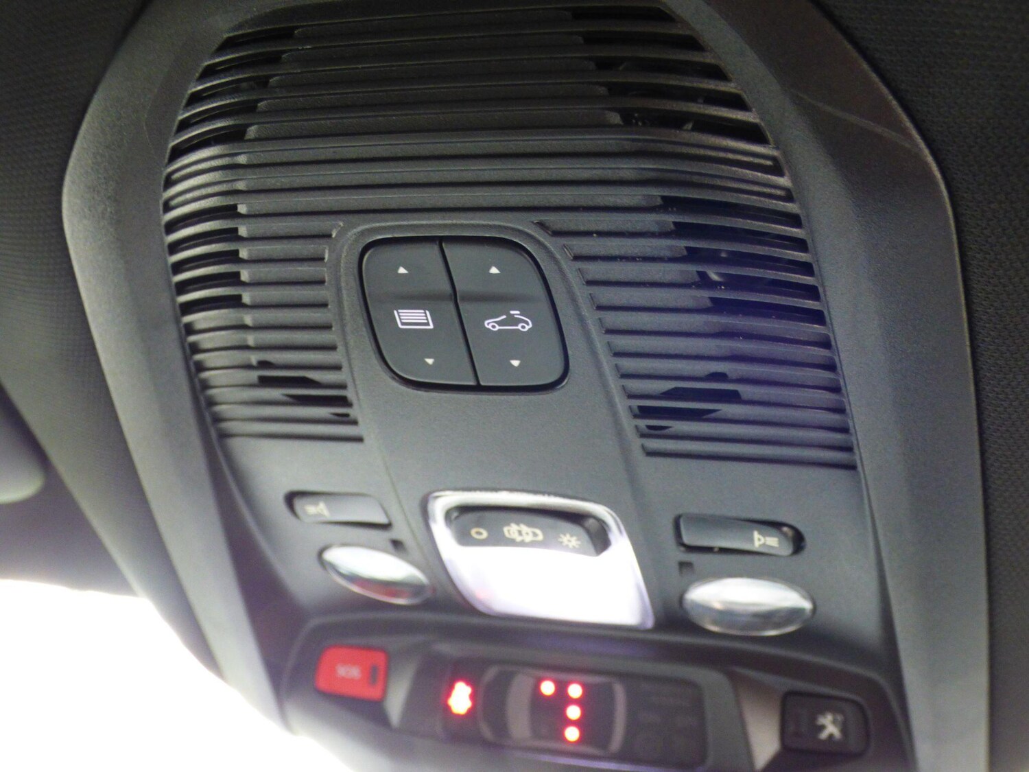 Used Peugeot 3008 2021 for sale - 77654086: Photo 47