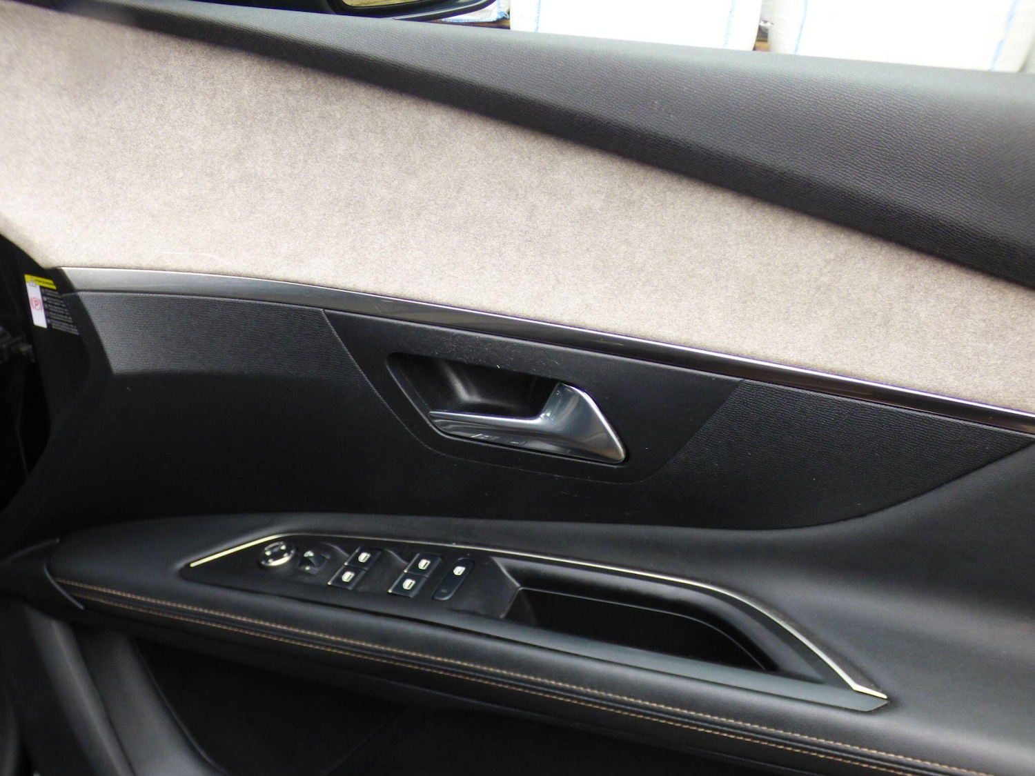 Used Peugeot 3008 2021 for sale - 77654086: Photo 54