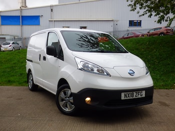 Nissan e-NV200 feature image