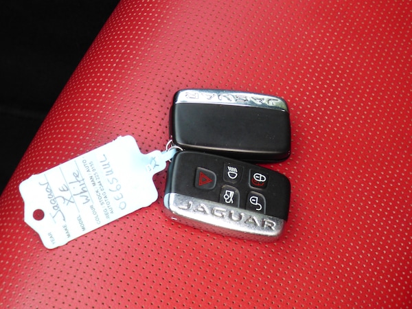 Used Jaguar XE 2015 for sale - 76224983: Photo 24