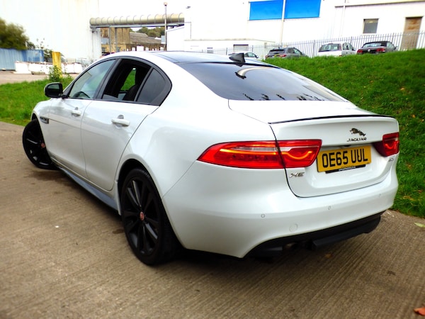Used Jaguar XE 2015 for sale - 76224983: Photo 28