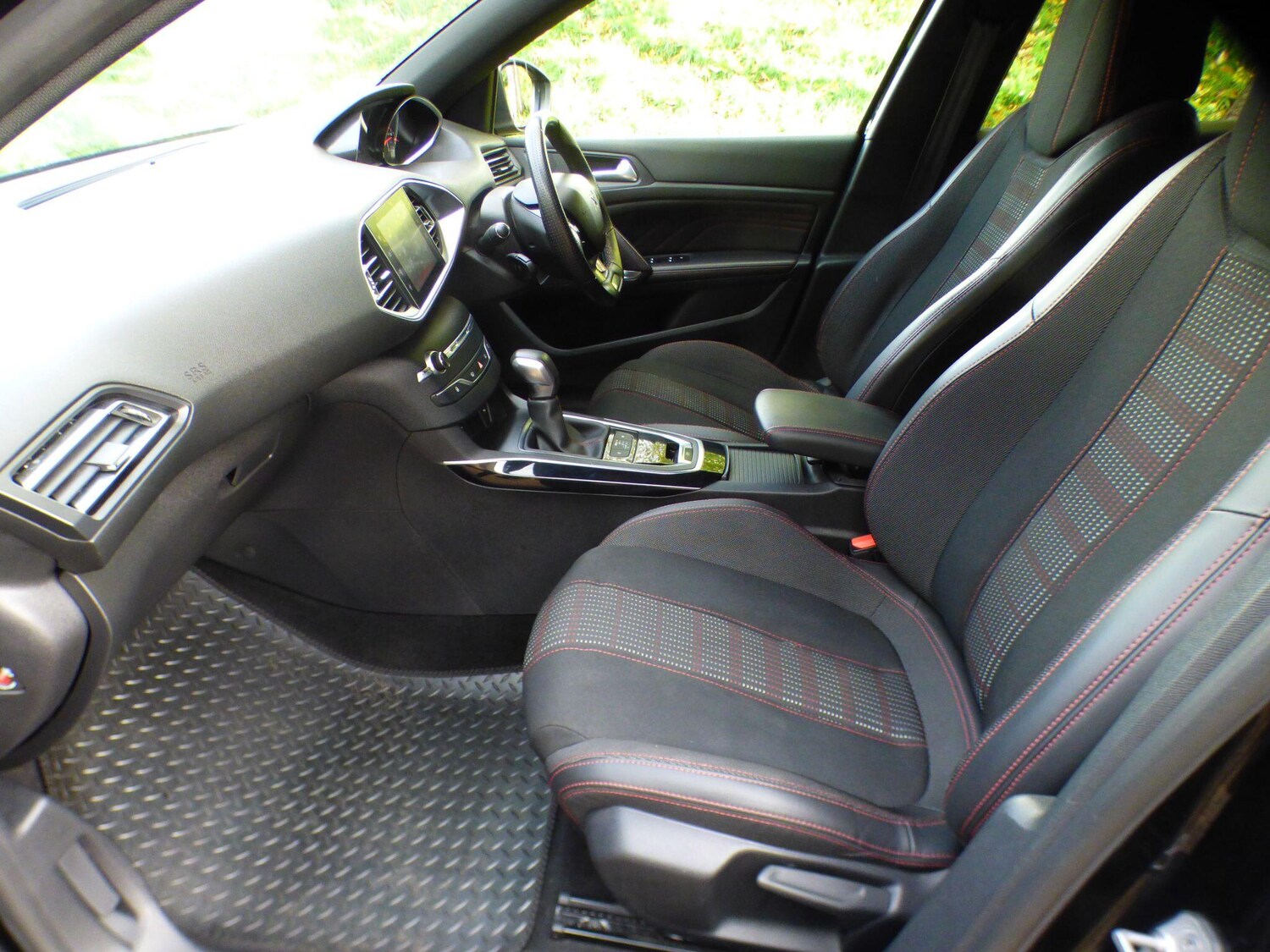 Used Peugeot 308 2016 for sale - 77557316: Photo 33