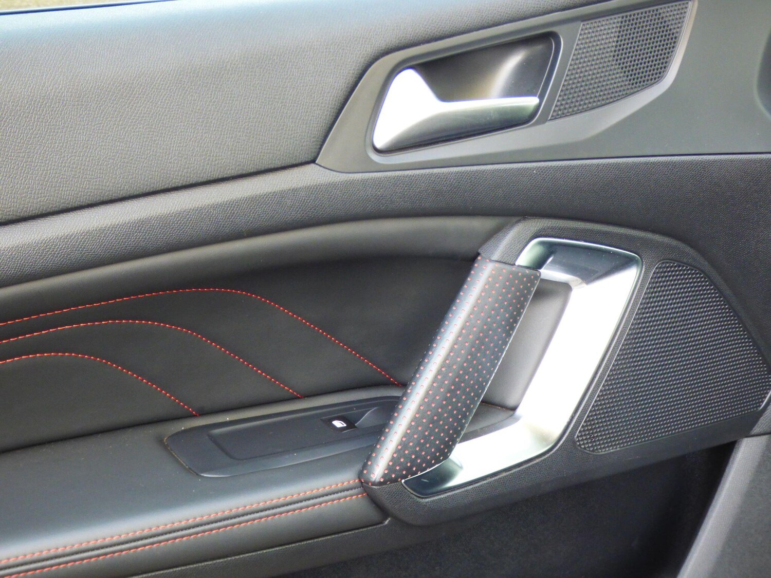 Used Peugeot 308 2016 for sale - 77557316: Photo 35