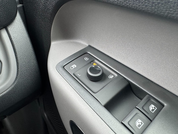 Used Volkswagen ID. Buzz Cargo 2025 for sale - 76152342: Photo 20
