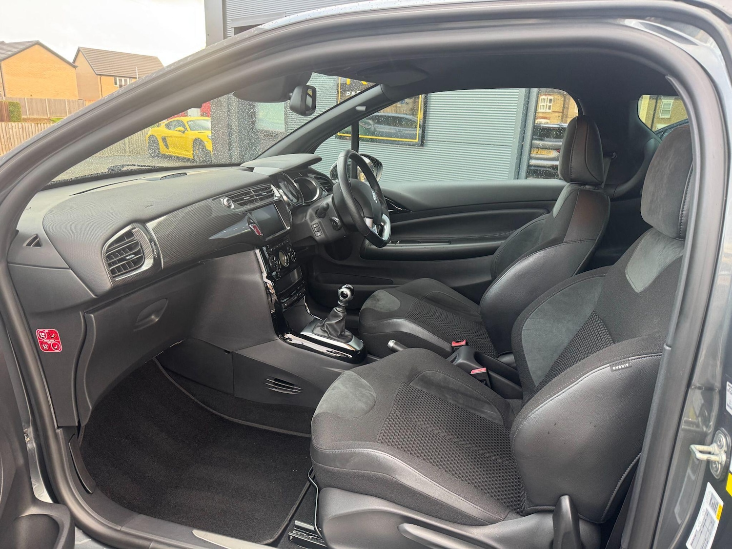Used DS Automobiles DS 3 2015 for sale - 76337759: Photo 12