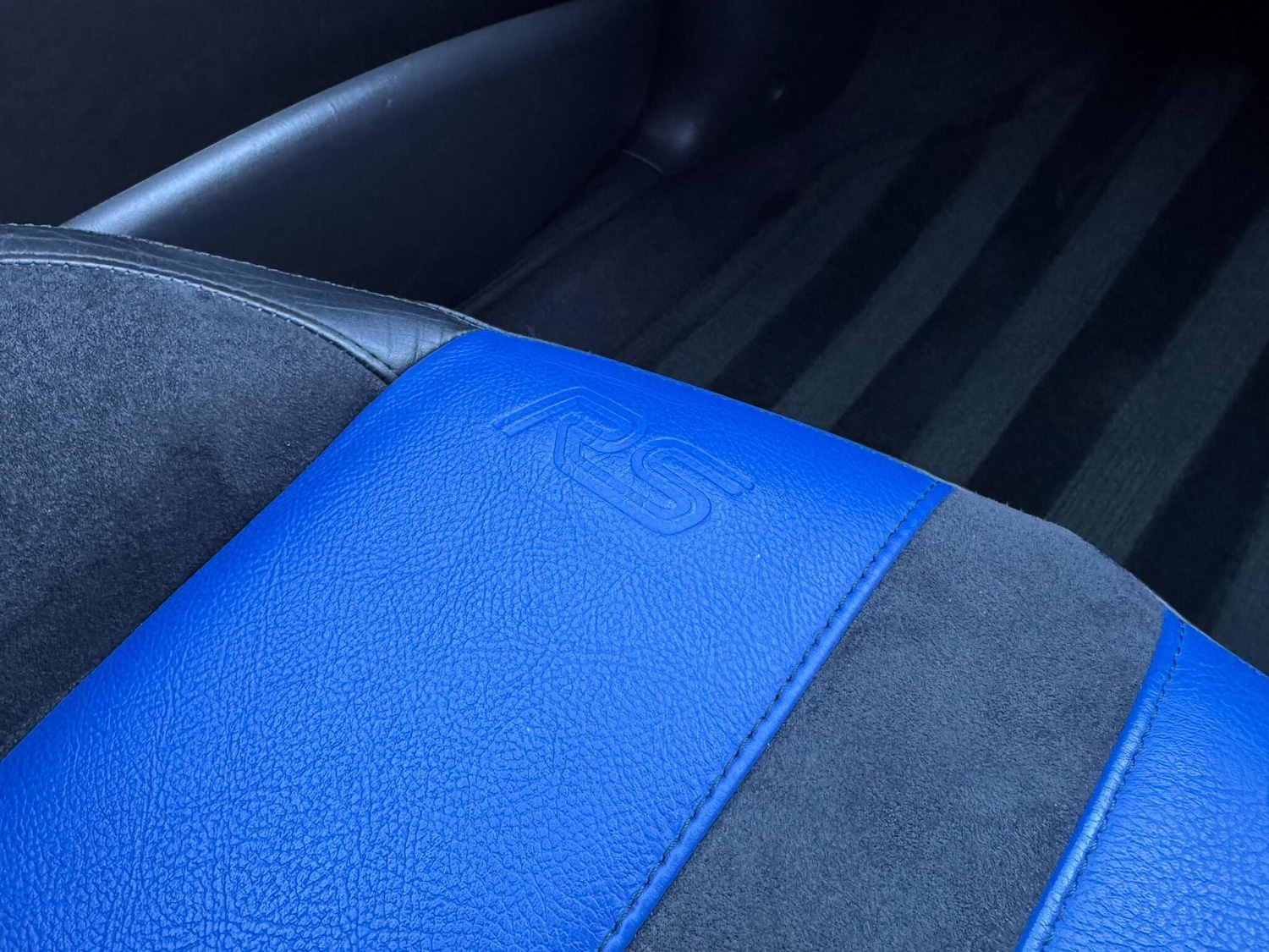 Used Ford Focus 2003 for sale - 76389254: Photo 34