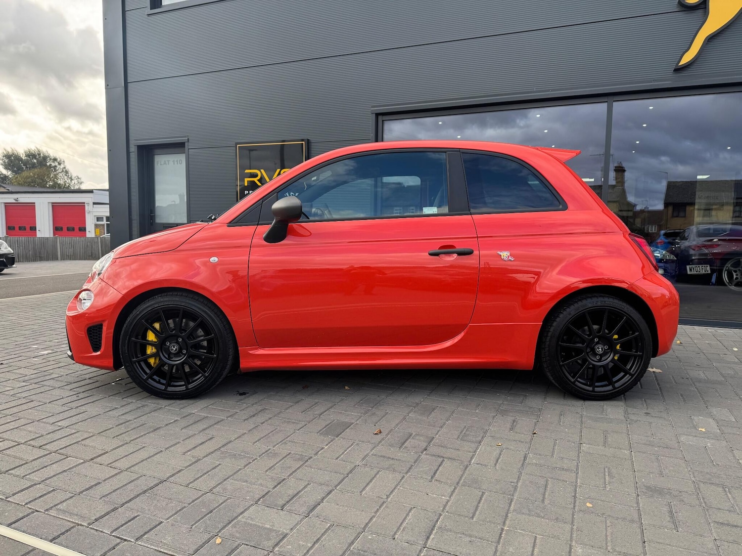 Used Abarth 695 2024 for sale - 76398234: Photo 10