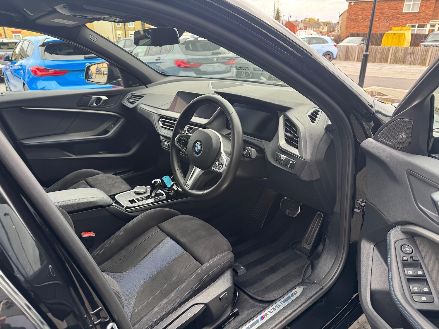 Used BMW 1 Series 2023 for sale - 76361115: Photo 11