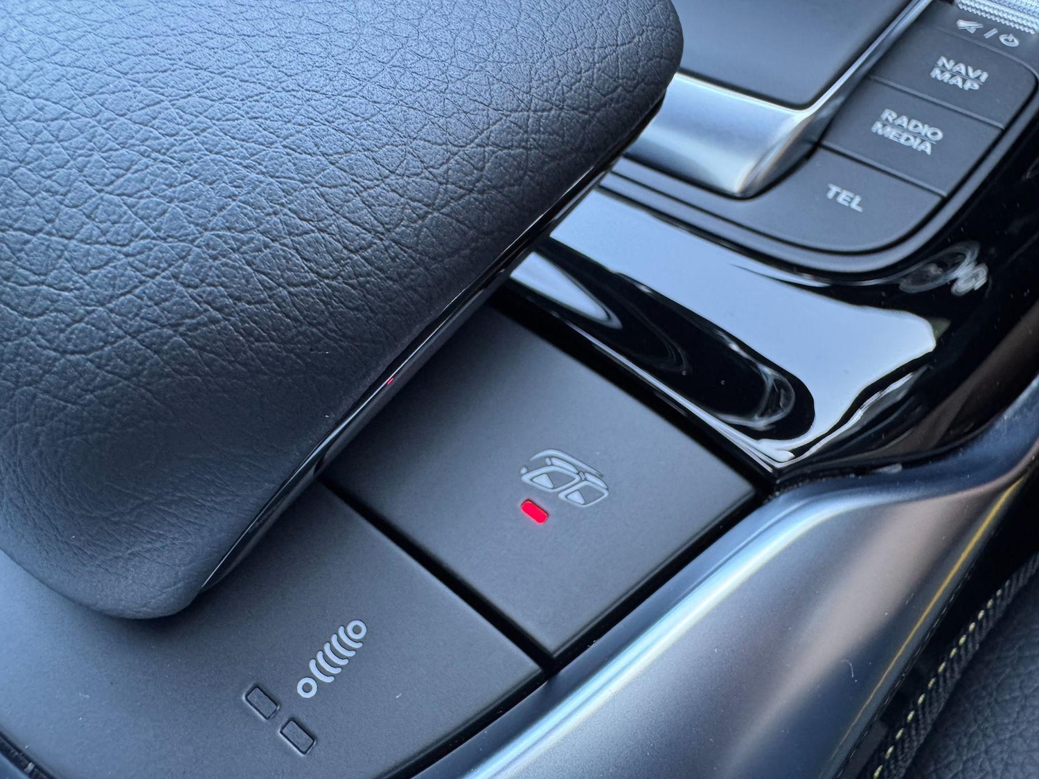 Used Mercedes-Benz CLA 2024 for sale - 76511816: Photo 38