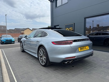 Used Porsche Panamera 2019 for sale - 76084041: Photo