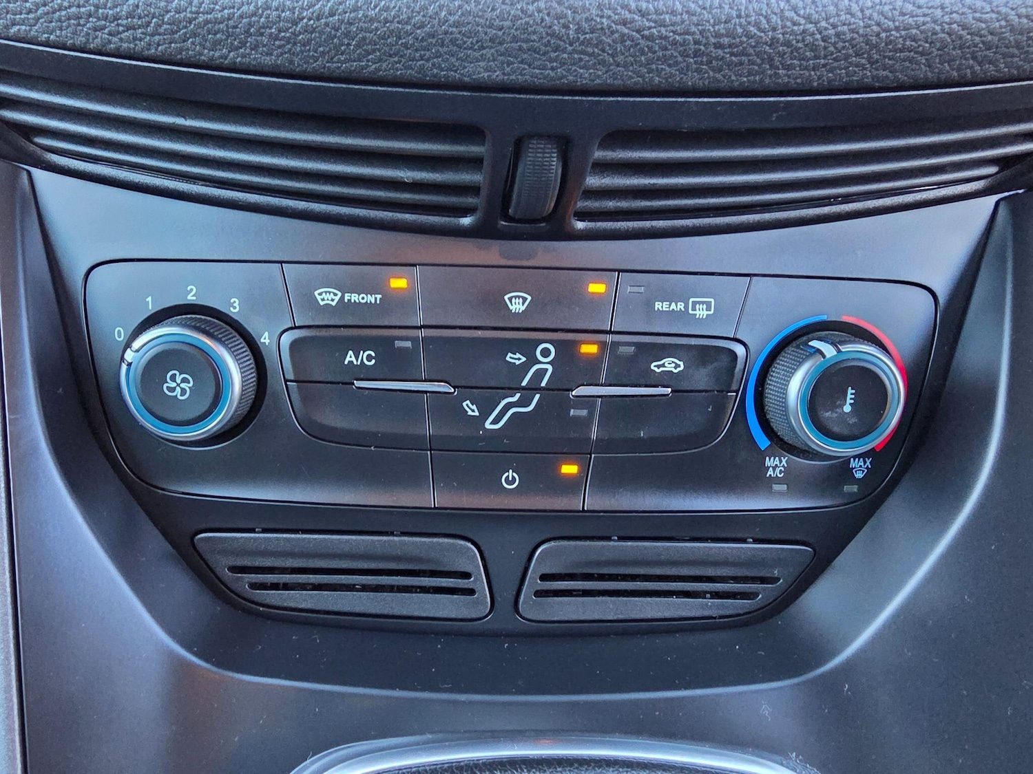 Used Ford C-Max 2016 for sale - 76727994: Photo 41