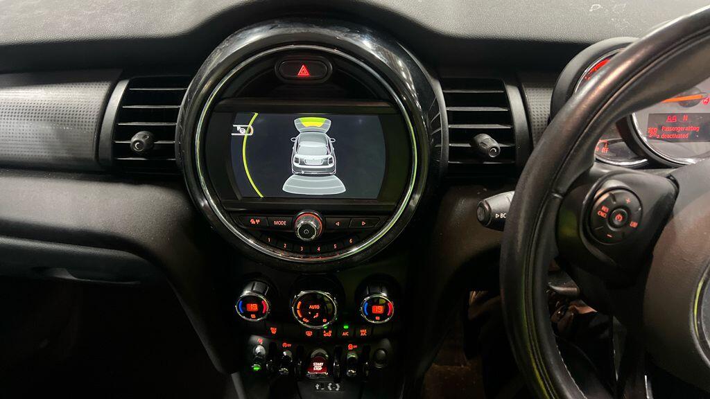 Used MINI Hatch 2016 for sale - 77017070: Photo 2