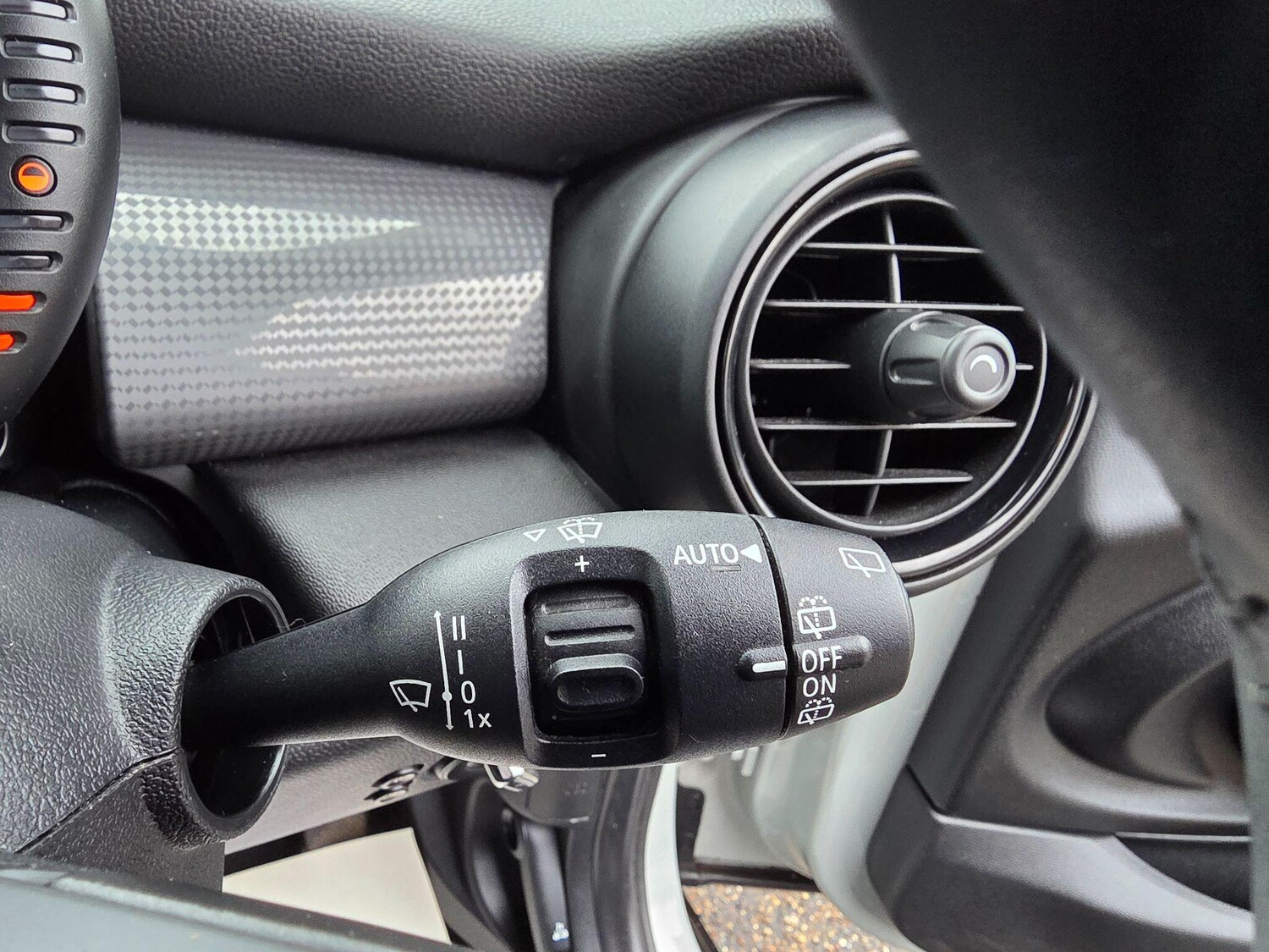 Used MINI Hatch 2016 for sale - 77017070: Photo 32