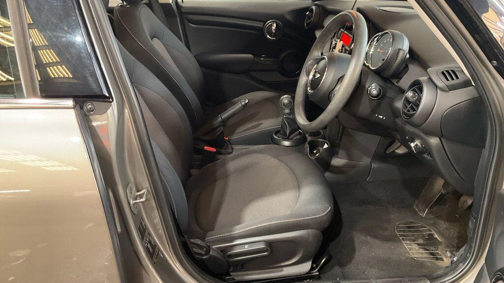 Used MINI Hatch 2016 for sale - 76823716: Photo 2