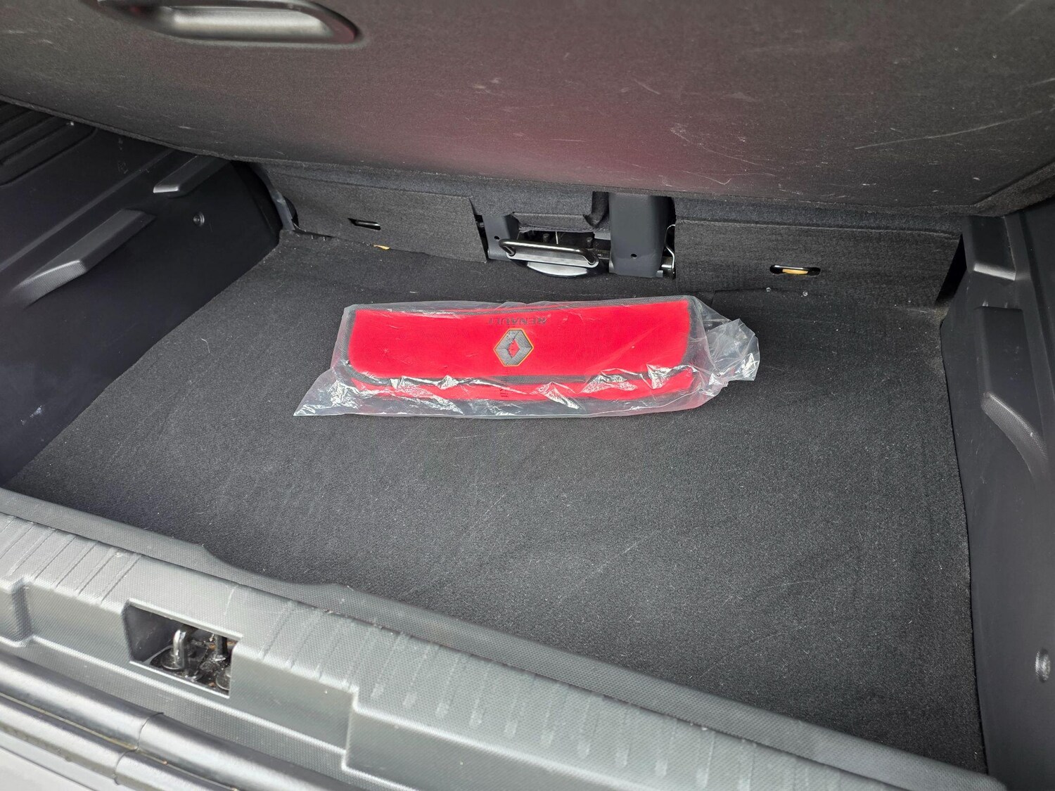 Used Renault Captur for sale - 76702200: Photo 17