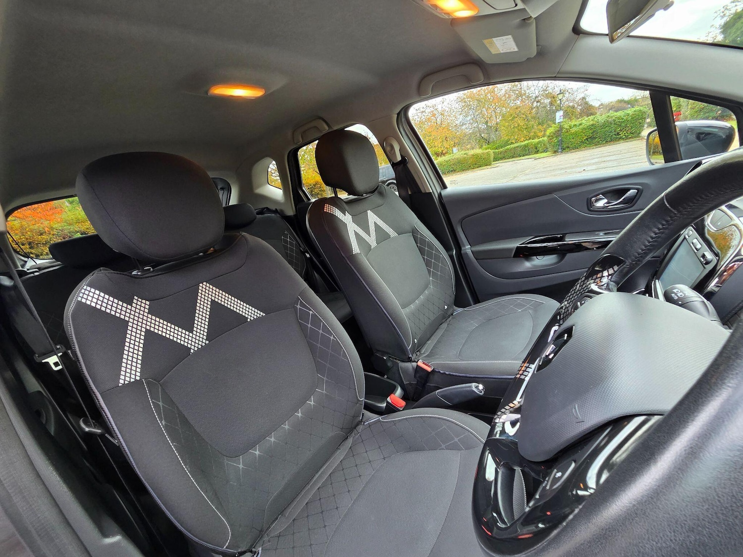 Used Renault Captur for sale - 76702200: Photo 20