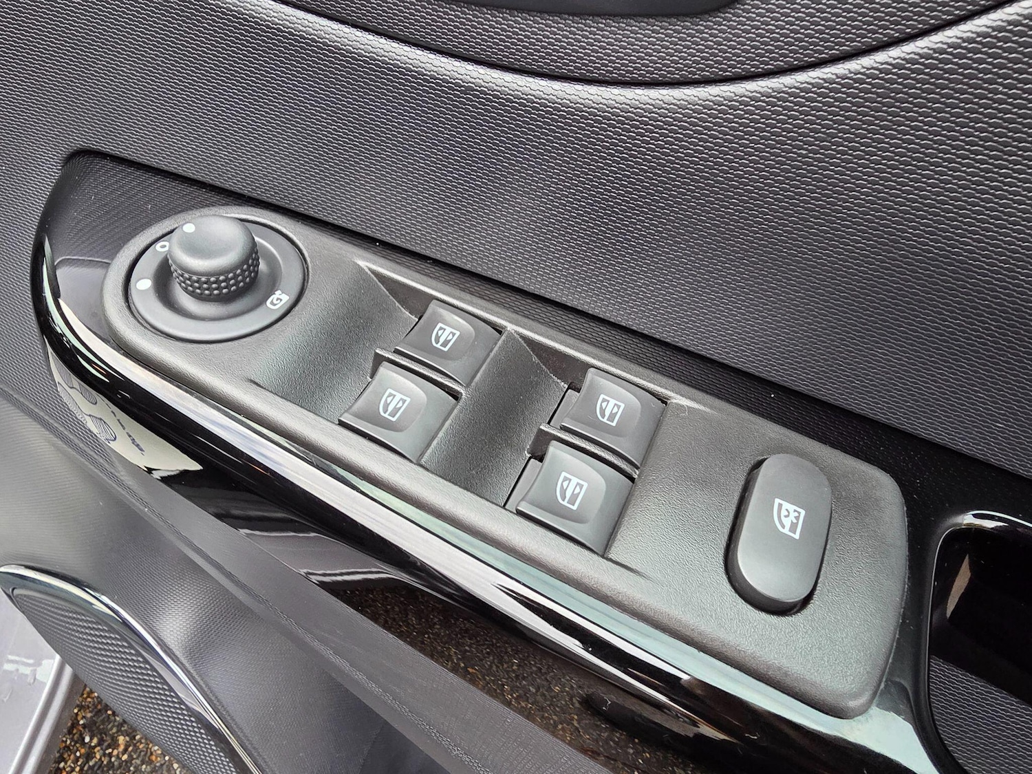 Used Renault Captur for sale - 76702200: Photo 22