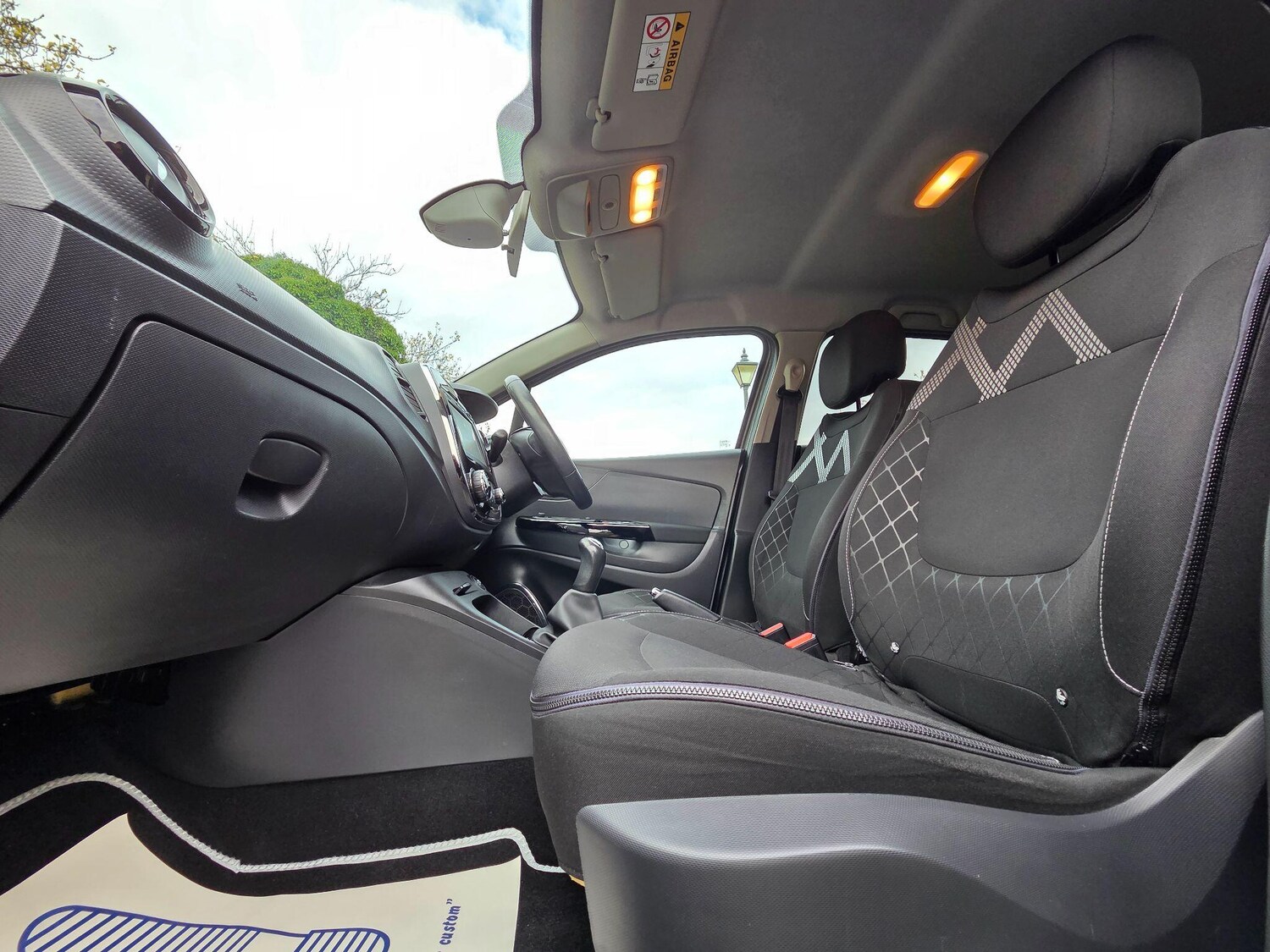 Used Renault Captur for sale - 76702200: Photo 26