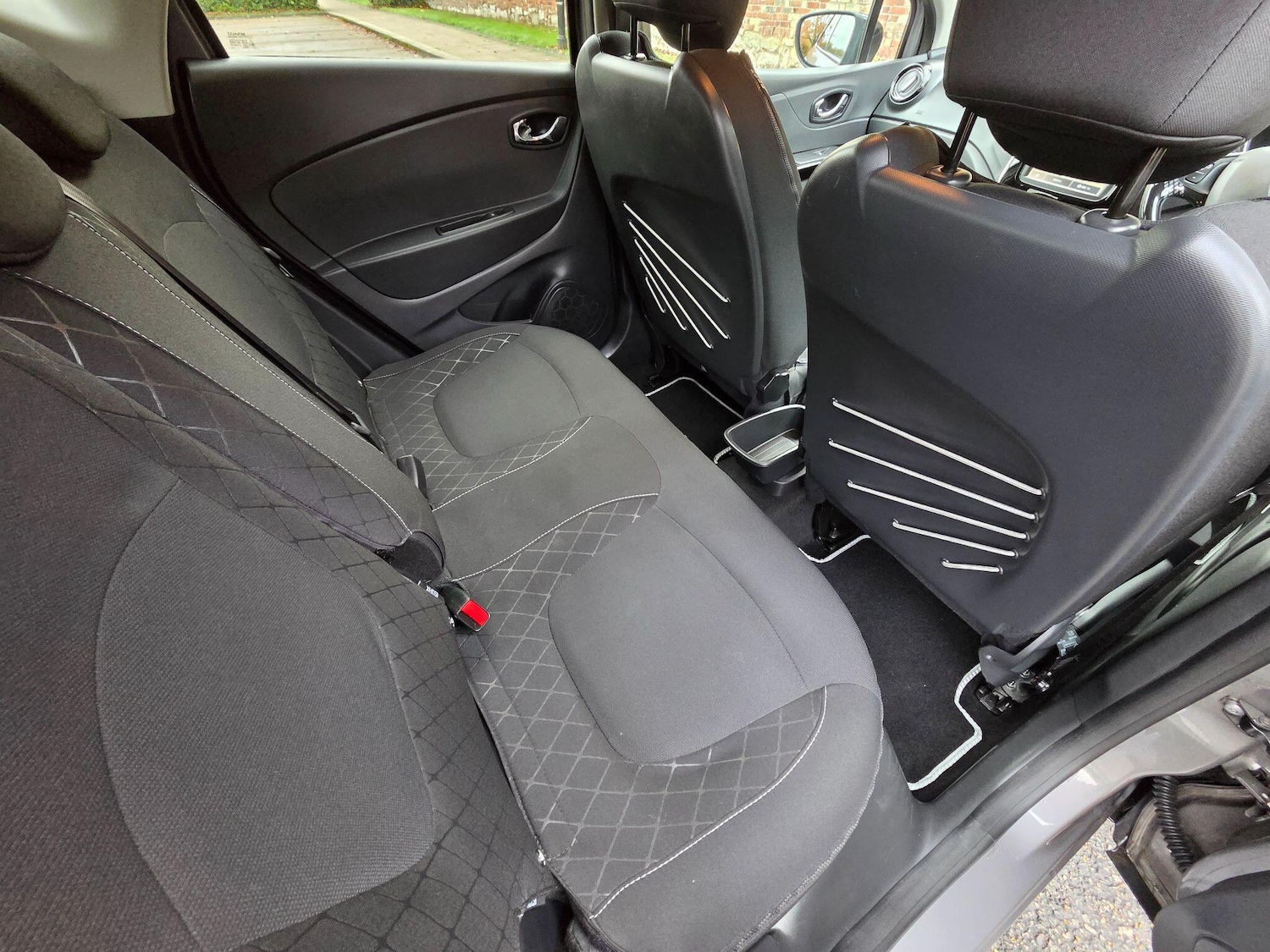 Used Renault Captur for sale - 76702200: Photo 32