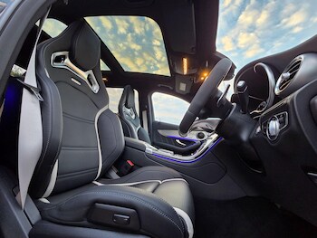 Used Mercedes-Benz GLC 2022 for sale - 76702107: Photo