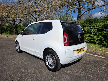 Used Volkswagen up! 2015 for sale - 78347826: Photo