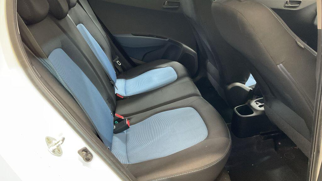 Used Hyundai i10 2014 for sale - 77215177: Photo 10