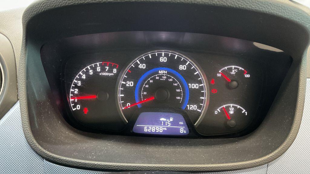 Used Hyundai i10 2014 for sale - 77215177: Photo 11