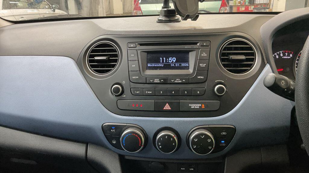 Used Hyundai i10 2014 for sale - 77215177: Photo 12