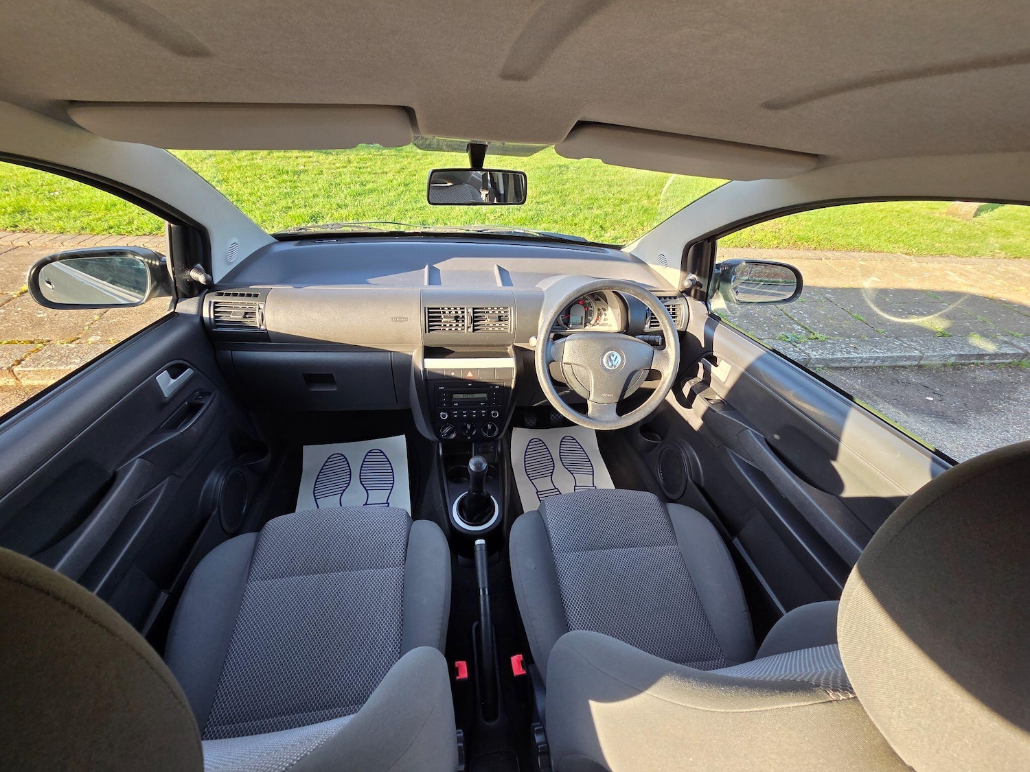 Used Volkswagen Fox 2010 for sale - 77722933: Photo 2