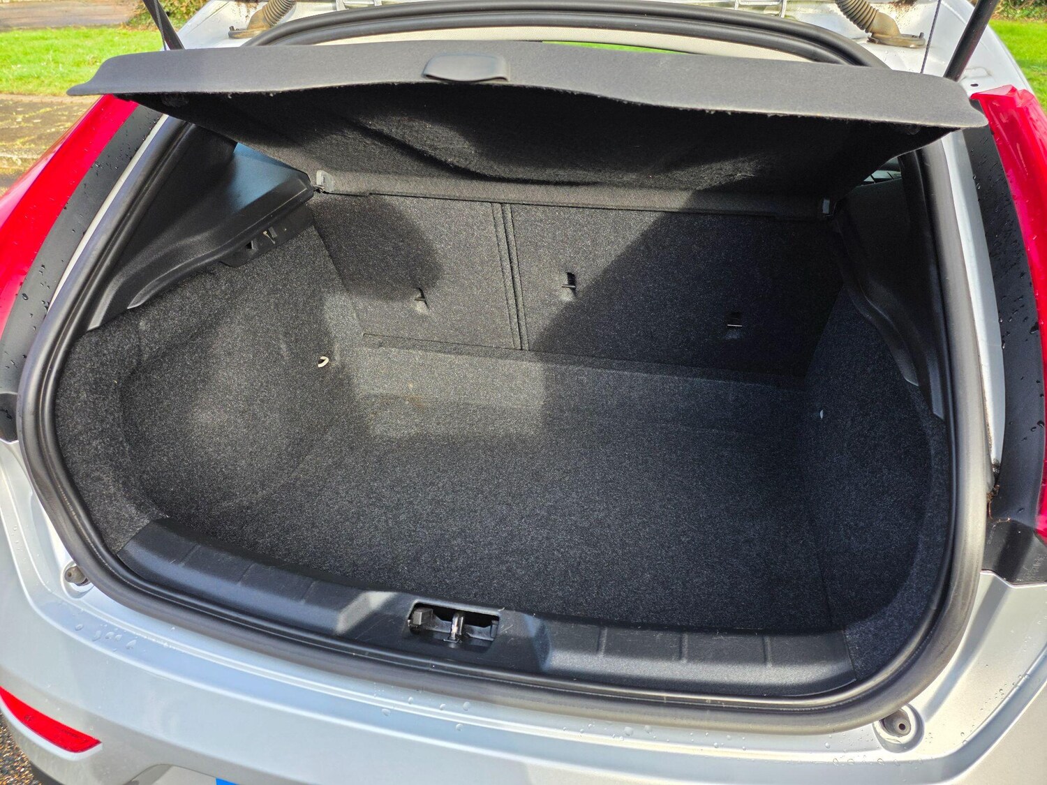 Used Volvo V40 2013 for sale - 77426104: Photo 17