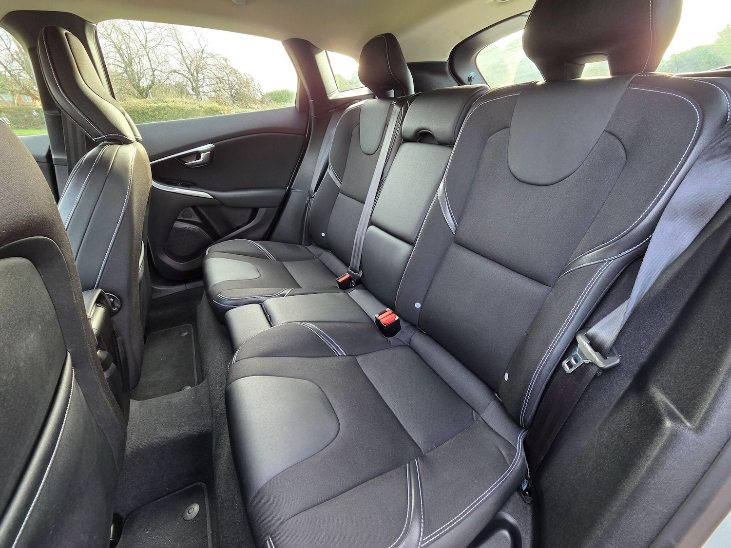 Used Volvo V40 2013 for sale - 77426104: Photo 28