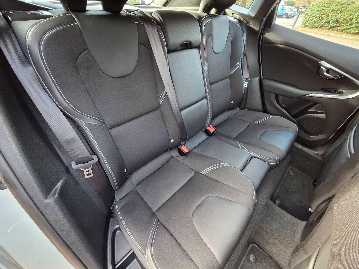 Used Volvo V40 2013 for sale - 77426104: Photo 31