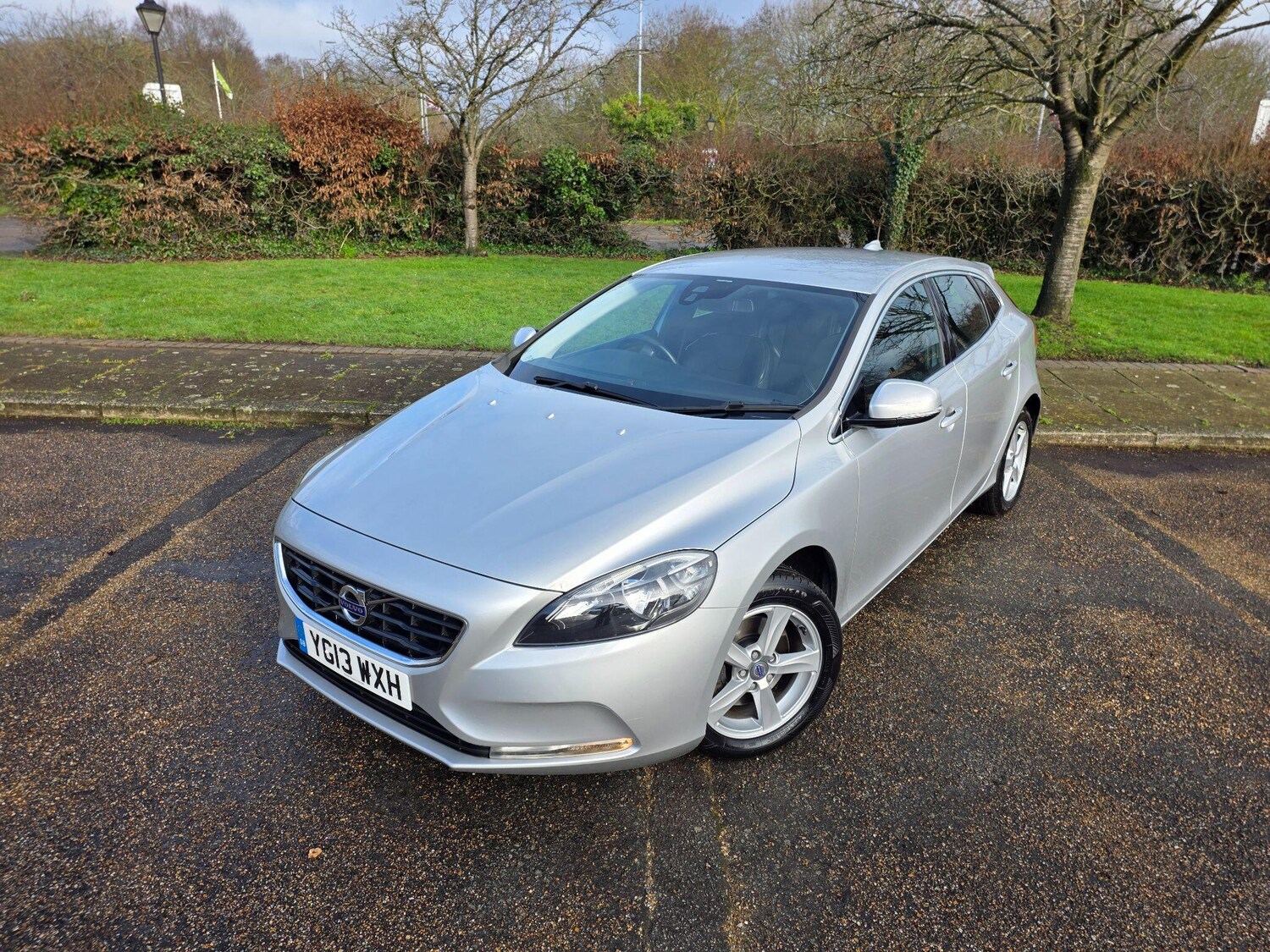 Used Volvo V40 2013 for sale - 77426104: Photo 43