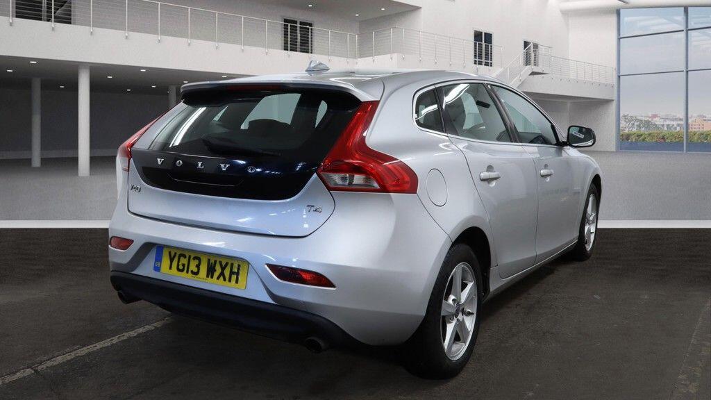 Used Volvo V40 2013 for sale - 77426104: Photo 6