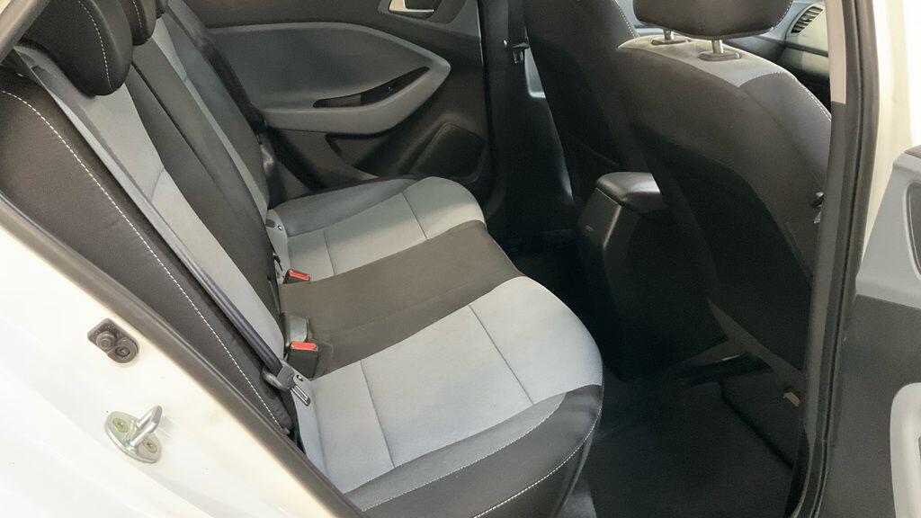 Used Hyundai i20 2015 for sale - 77143869: Photo 10