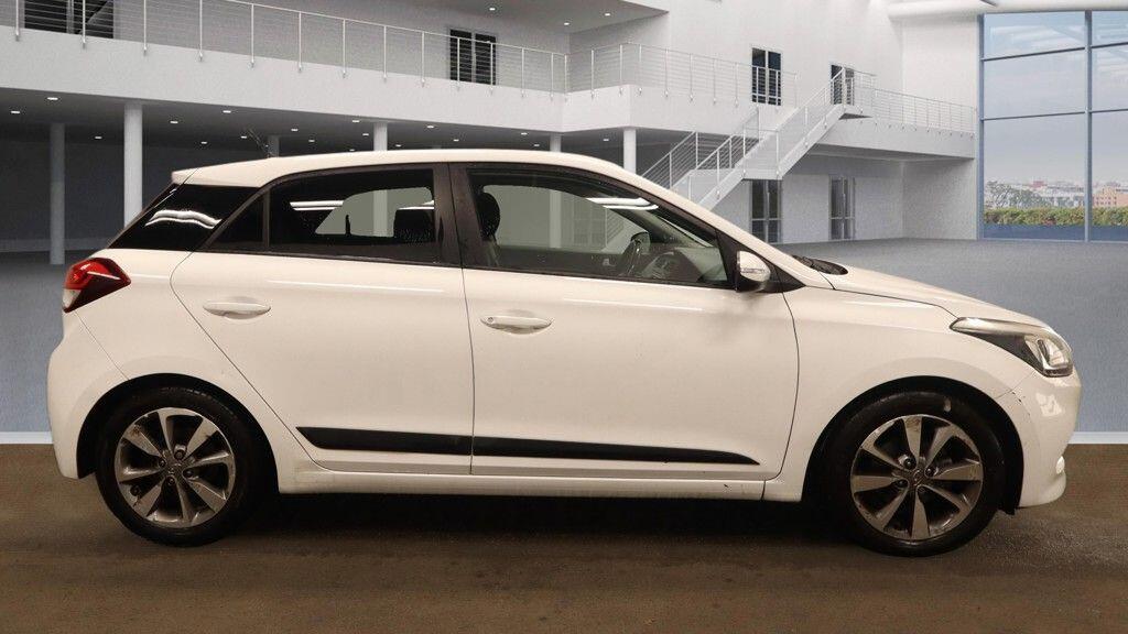 Used Hyundai i20 2015 for sale - 77143869: Photo 7
