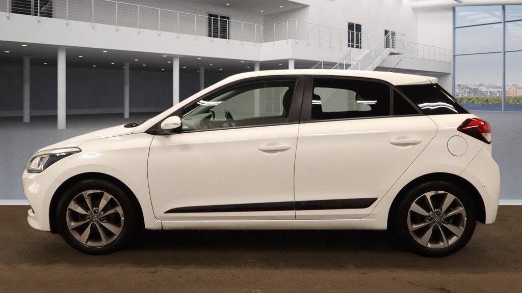Used Hyundai i20 2015 for sale - 77143869: Photo 8