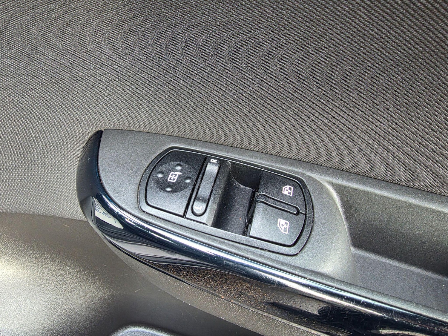 Used Vauxhall Corsa 2015 for sale - 76771977: Photo 20