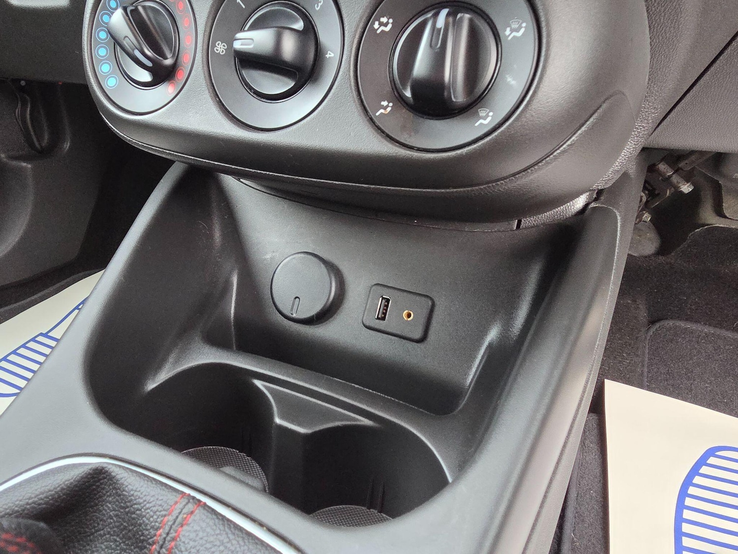 Used Vauxhall Corsa 2015 for sale - 76771977: Photo 39