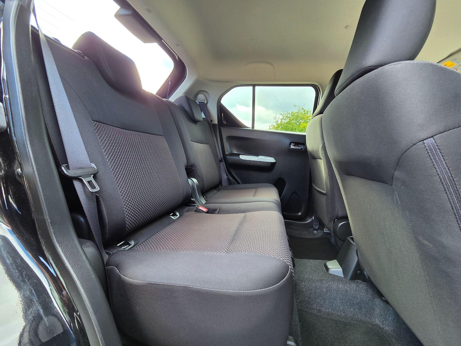 Used Suzuki Ignis for sale - 76701422: Photo 30