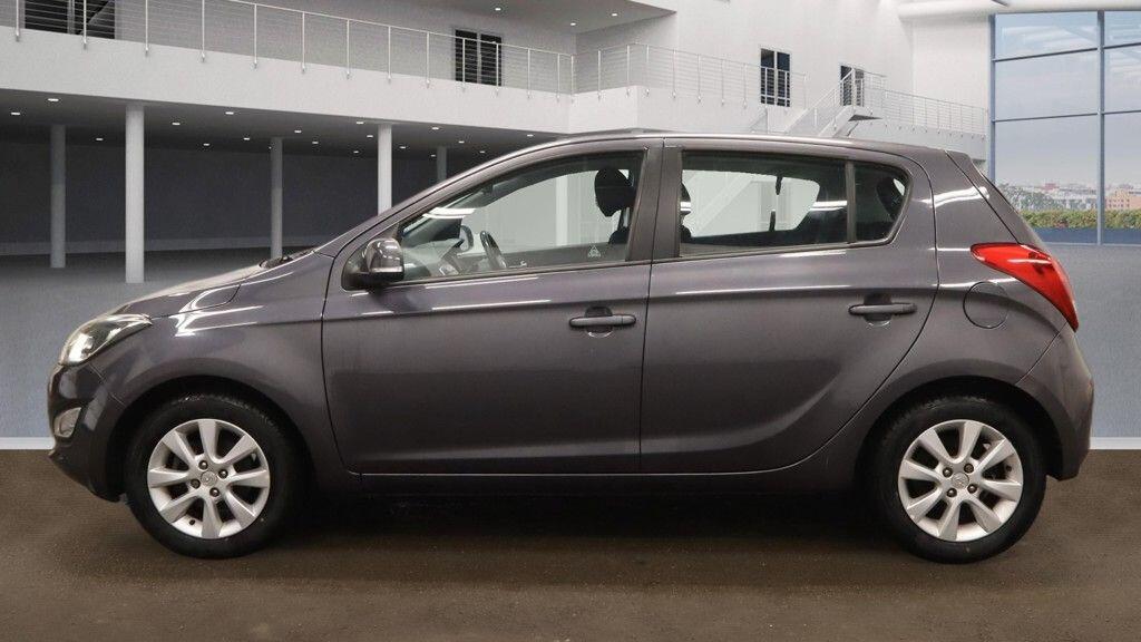 Used Hyundai i20 2014 for sale - 77424693: Photo 8