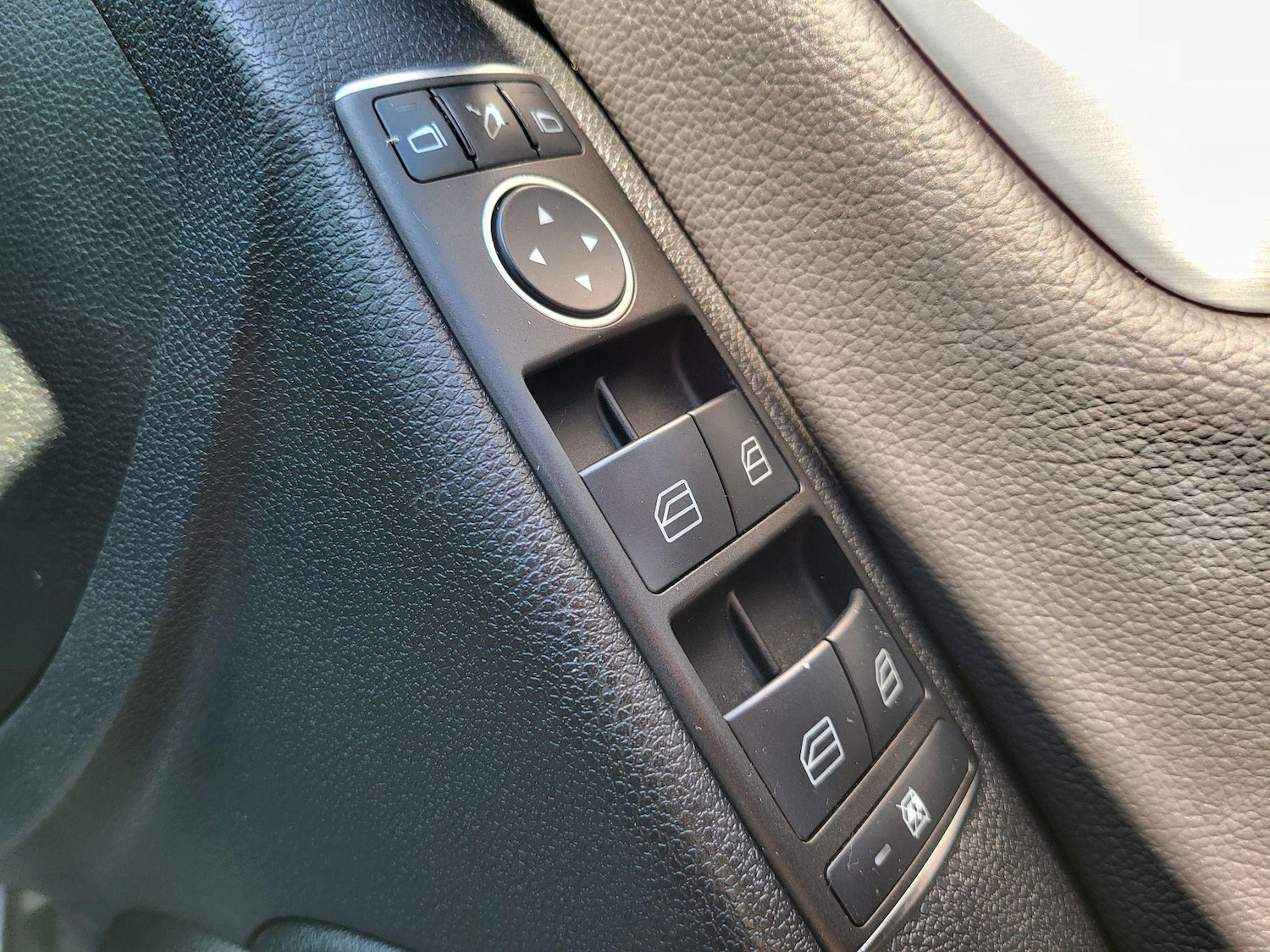 Used Mercedes-Benz C Class for sale - 76702343: Photo 21