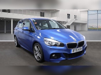 Used BMW 2 Series 2015 for sale - 77637436: Photo