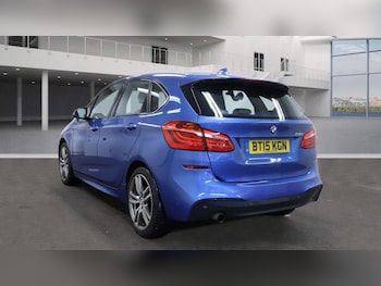Used BMW 2 Series 2015 for sale - 77637436: Photo