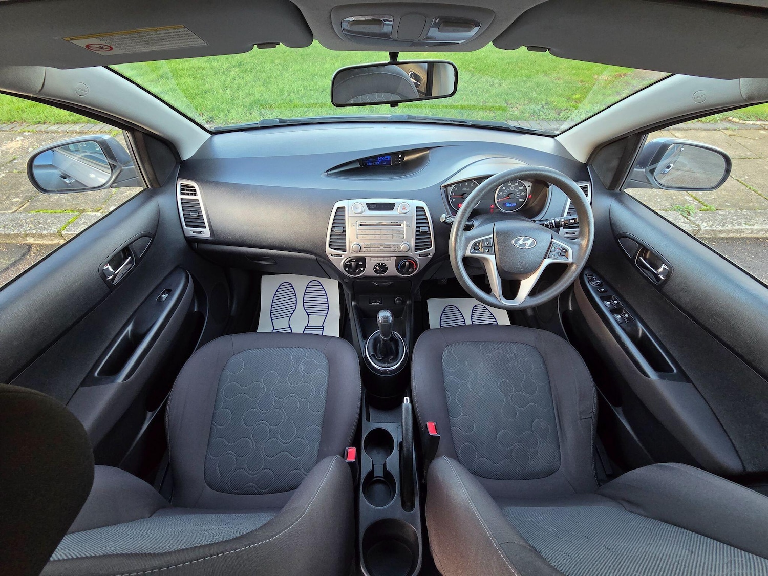 Used Hyundai i20 2010 for sale - 77015411: Photo 2