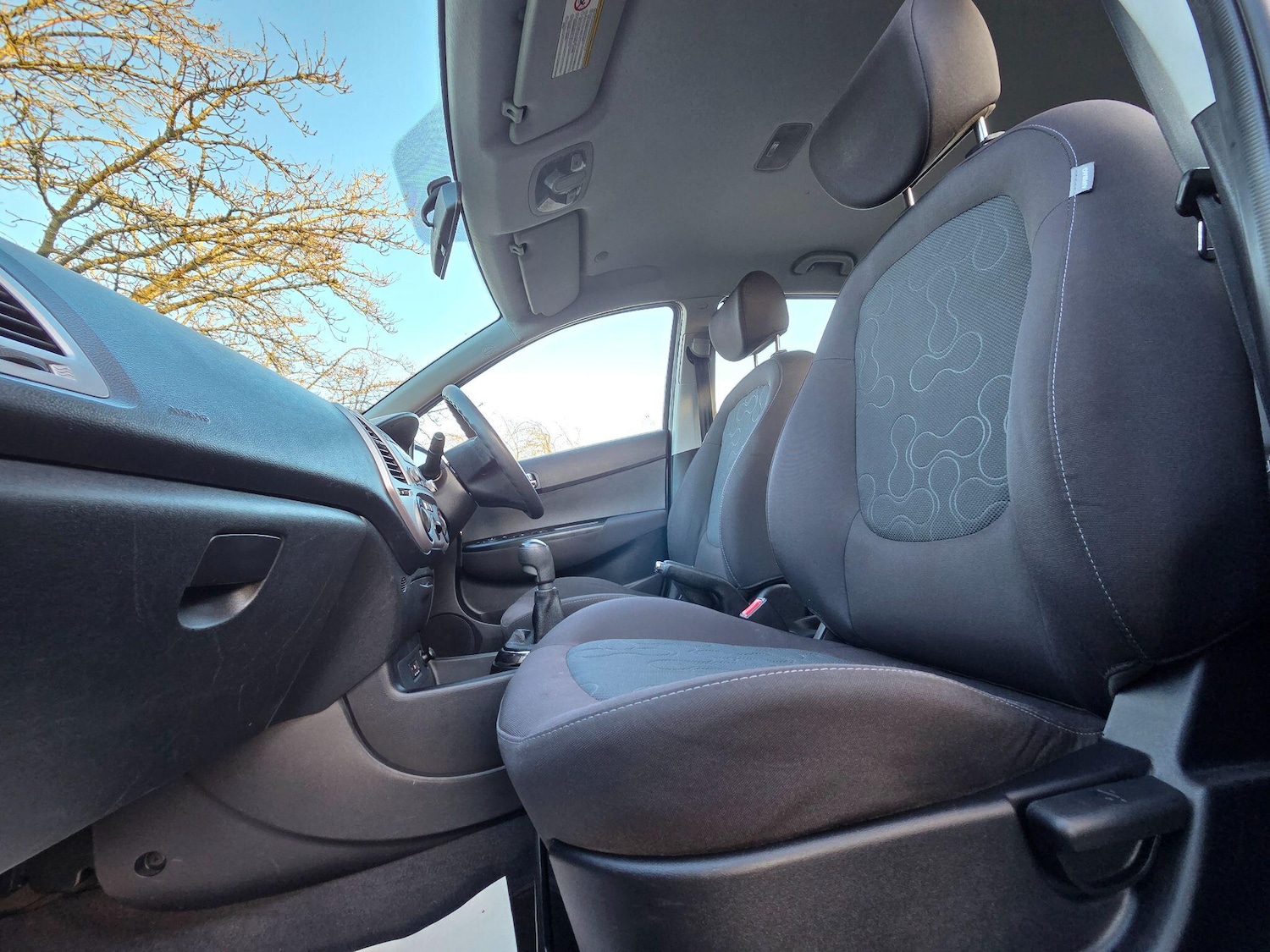 Used Hyundai i20 2010 for sale - 77015411: Photo 24