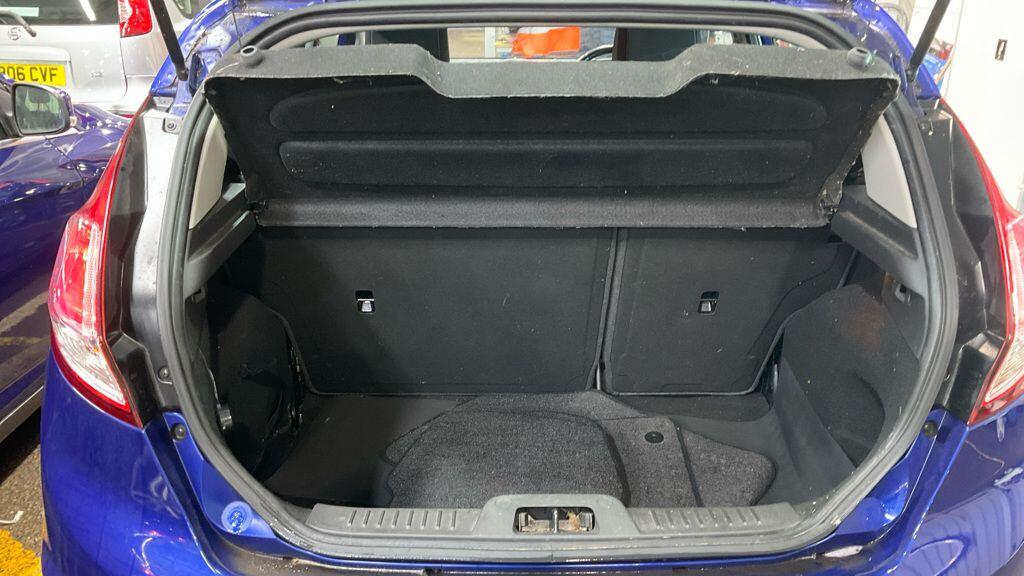 Used Ford Fiesta 2016 for sale - 77559940: Photo 9